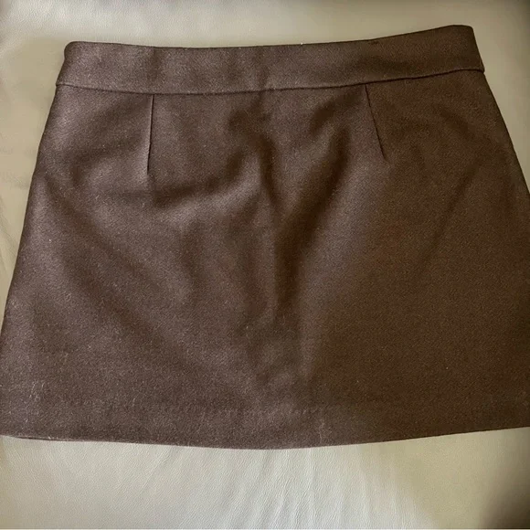 Theory mini skirt size 2 - Picture 2 of 7